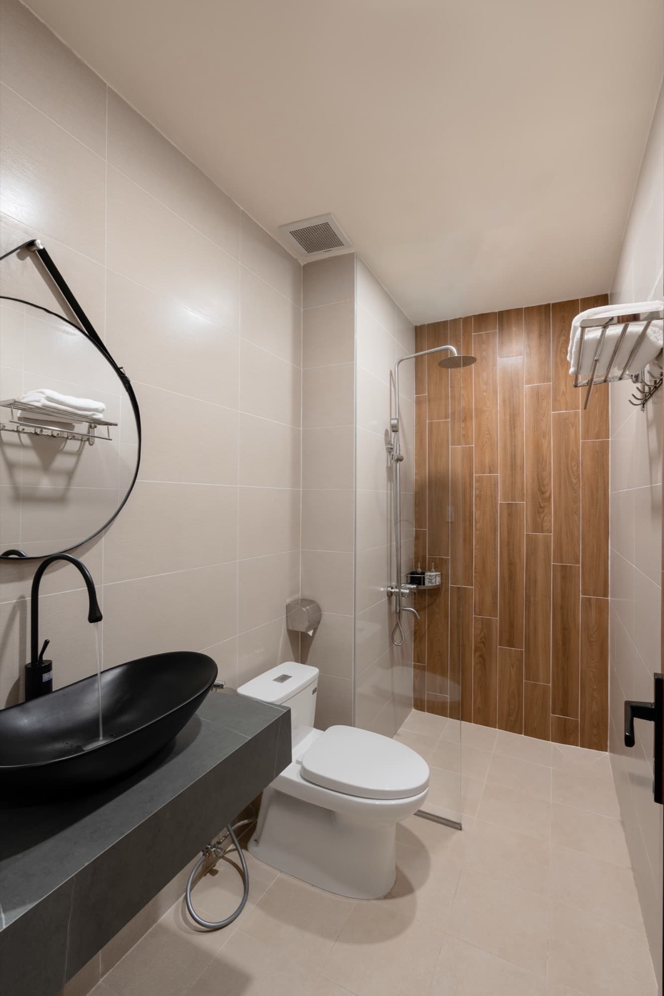 Triple Room — view 1